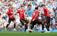M.U không thể trông cậy Chelsea, Liverpool cho cuộc chiến khốc liệt