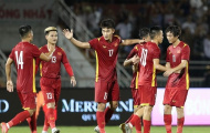 ĐT Việt Nam thăng tiến trên BXH FIFA; 'Messi Thái' chốt phương án dự AFF Cup