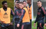 Merson: Thiago, Henderson sẽ bị xé vụn bởi bộ 3 Arsenal