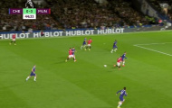 Bruno Fernandes liên tục dọn cỗ, đồng đội phung phí