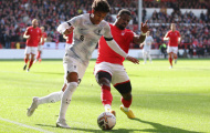 Tiền vệ Liverpool bị chê không đủ trình đá Premier League