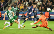 Messi làm điều chưa ai làm được ở Champions League