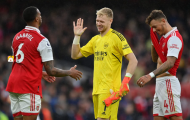 Hargreaves choáng váng với trung vệ Arsenal