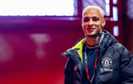 Antony báo hung tin cho Man Utd