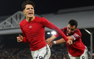 Thua 8/9 lần tranh chấp, mất bóng 16 lần: Ngôi sao vụng về của M.U