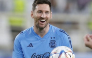 Messi giả vờ chấn thương