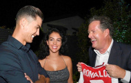Ronaldo chia tay M.U, Piers Morgan lập tức gửi thông điệp