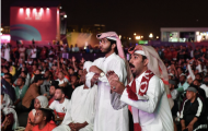CĐV Qatar phẫn nộ vì đội nhà bị loại sớm
