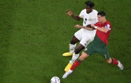 Mike Dean nói thẳng về quả phạt đền của Ronaldo