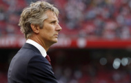Van der Sar quyết không nhả người