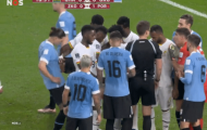 Darwin Nunez dùng tiểu xảo khiến cầu thủ Ghana nổi giận