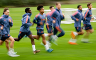 Ten Hag thôi thúc, các học trò chạy 'xé' gió