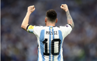 Adidas chật vật vì áo đấu Messi cháy hàng