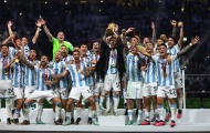 Messi ngất ngây trên đỉnh vinh quang với cúp vàng Thế giới