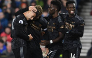Arsenal tái hiện phiên bản Leicester 2016?