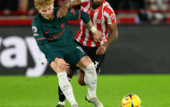 Owen 'hủy diệt' sao Liverpool