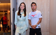 Madam Pang mời Chanathip đến động viên tuyển Thái Lan