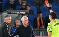 Vì sao Mourinho vắng mặt khi Roma hòa Milan kịch tính?