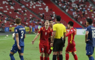ĐT Việt Nam 'gây bão' tại Thái Lan; 'Hãy trao Cúp cho họ ngay và luôn'