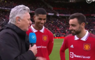 Rashford và Bruno bật cười khi được hỏi về bàn gây tranh cãi