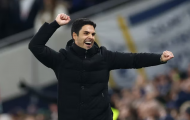 Thái độ đối lập của Mikel Arteta và Antonio Conte ngoài đường biên