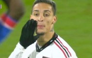 Antony bị tố mắng Fernandes