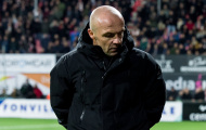 CHÍNH THỨC! Ajax sa thải HLV thay Ten Hag chỉ sau nửa mùa