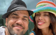 Vợ Dani Alves xóa hết ảnh chụp cùng chồng