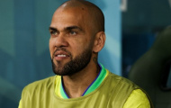 Dani Alves sẵn sàng đeo vòng giám sát để được tại ngoại