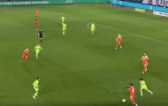Ma thuật từ đôi chân, Musiala ghi bàn hớp hồn như Messi