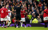 M.U vs Leeds: 3 bàn hủy diệt; Áp lực Man City