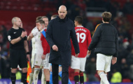 Ten Hag nổi đóa với Fred, bực tức ném kẹo cao su