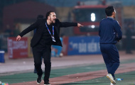 Phong cách chỉ đạo máu lửa của HLV đội Thanh Hóa