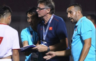 HLV Troussier có 2 trợ lý người Pháp