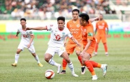 CĐV Việt Nam tấn công trang chủ Pau FC; VPF lên tiếng về quãng nghỉ V-League