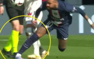 CĐV chế nhạo chấn thương của Neymar