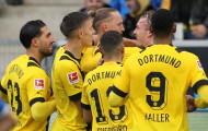 Cái lưng của Julian Brandt đưa Dortmund lên ngôi đầu Bundesliga