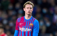 De Jong choáng ngợp khi nhìn Varane ăn mừng với CĐV