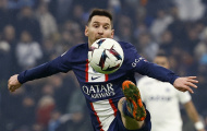Messi sắp vượt mặt Ronaldo