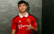 Tân binh chính thức ra mắt Man Utd