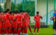 HLV Philippe Troussier ra mắt U23 Việt Nam lúc... gần nửa đêm