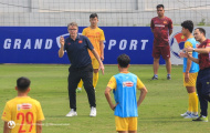 Một mũi tên trúng hai đích của HLV Troussier