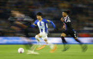 Mitoma nối dài mạch phong độ ấn tượng tại Premier League