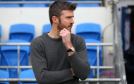 Carrick thay thế Patrick Vieira ở Palace?