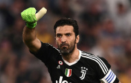  Buffon nêu tên thủ thành xuất sắc nhất anh từng đối đầu