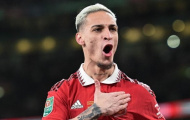 Berbatov: Antony xứng đáng bị chỉ trích
