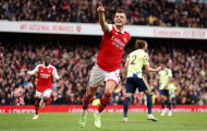 Phản ứng của Piers Morgan khi Arsenal hủy diệt Leeds