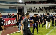 Bóng đá Indonesia lại xảy ra bạo loạn