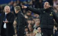 Stellini thất vọng toàn tập khi bị 10 người Everton cầm hòa