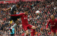 'Alexander-Arnold đứng yên còn Martinelli di chuyển'